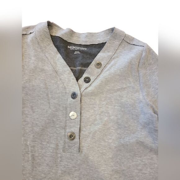 Soft Surroundings Grey Half Button Downtime Henley Tunic Top | M - Picture 5 of 7